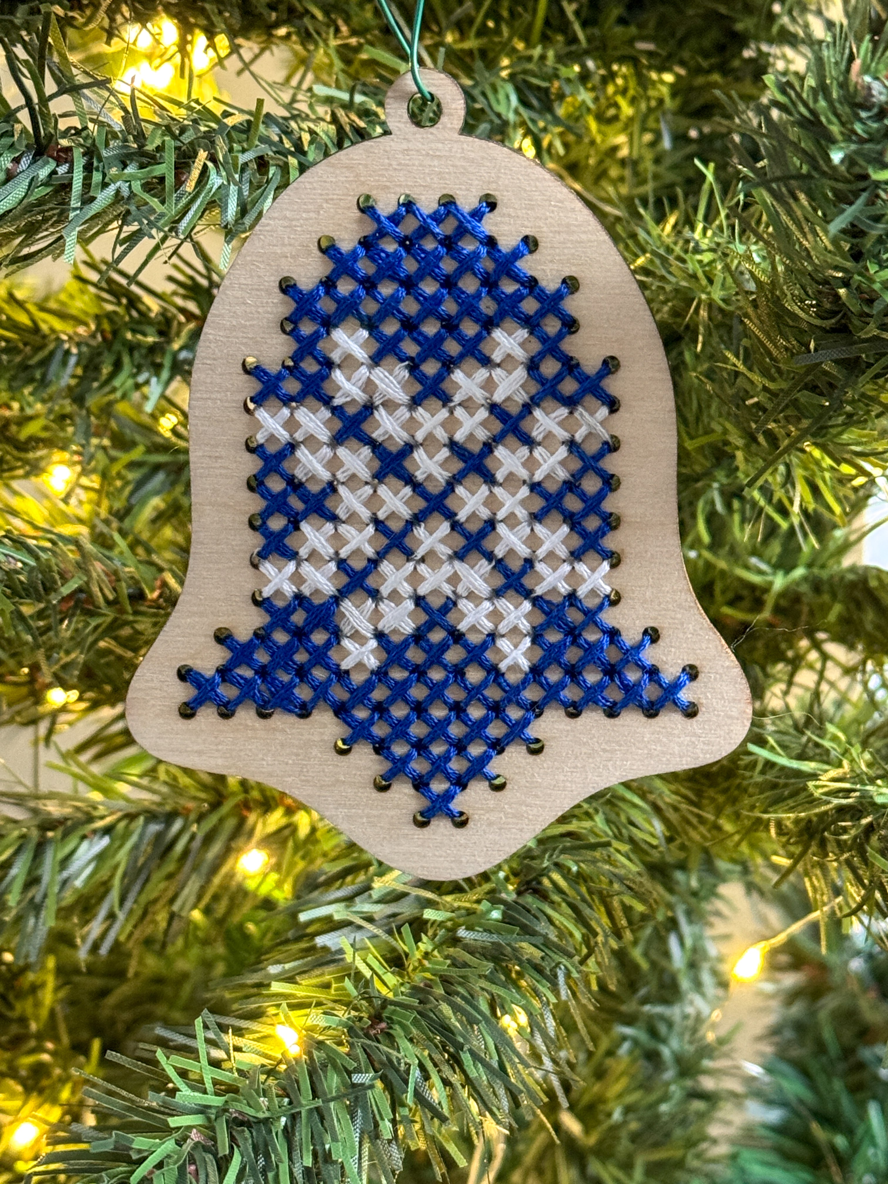 Dřevěná šablona na vyšívání – Zvoneček