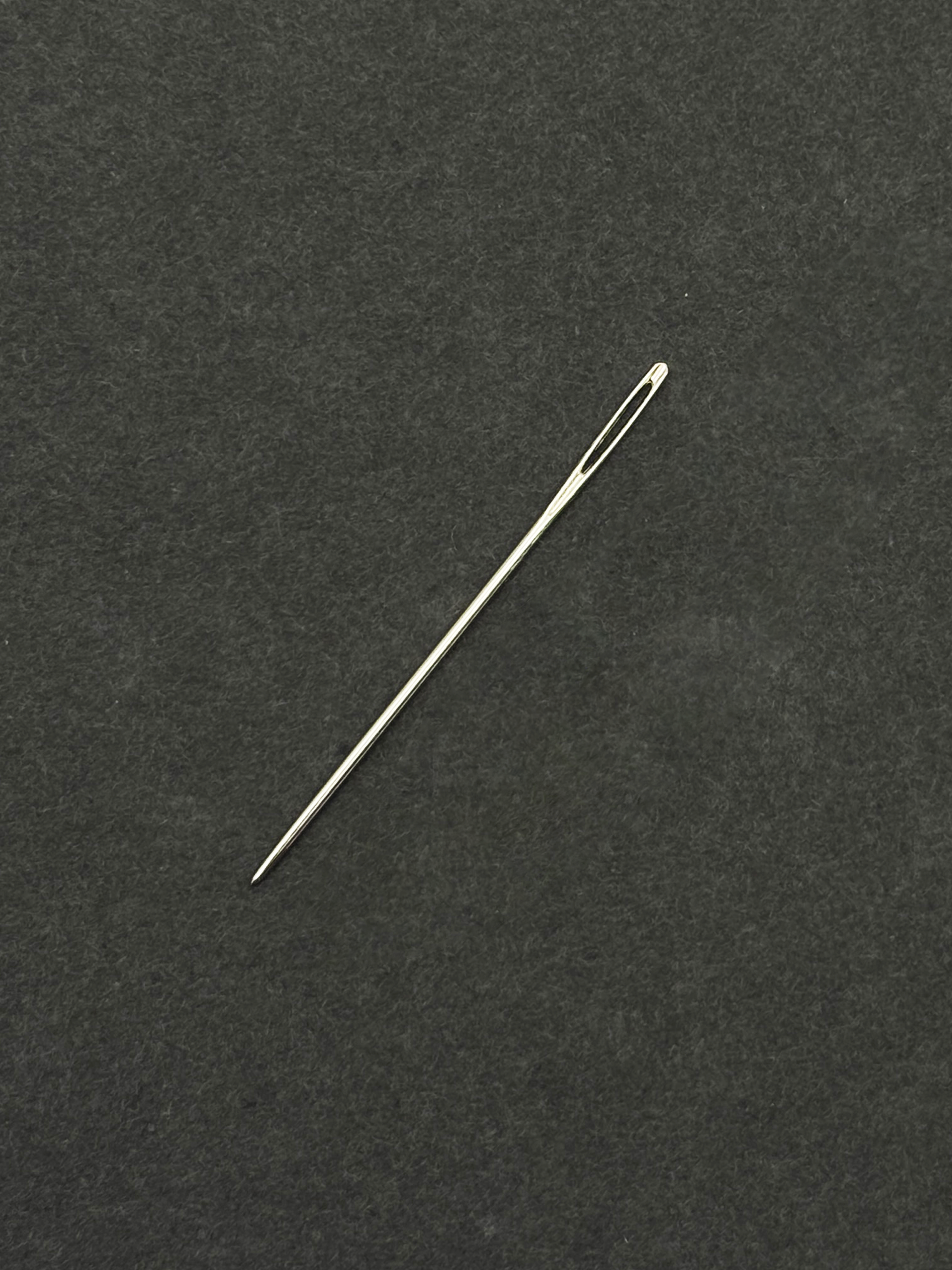 Vyšívací jehla tupá menší