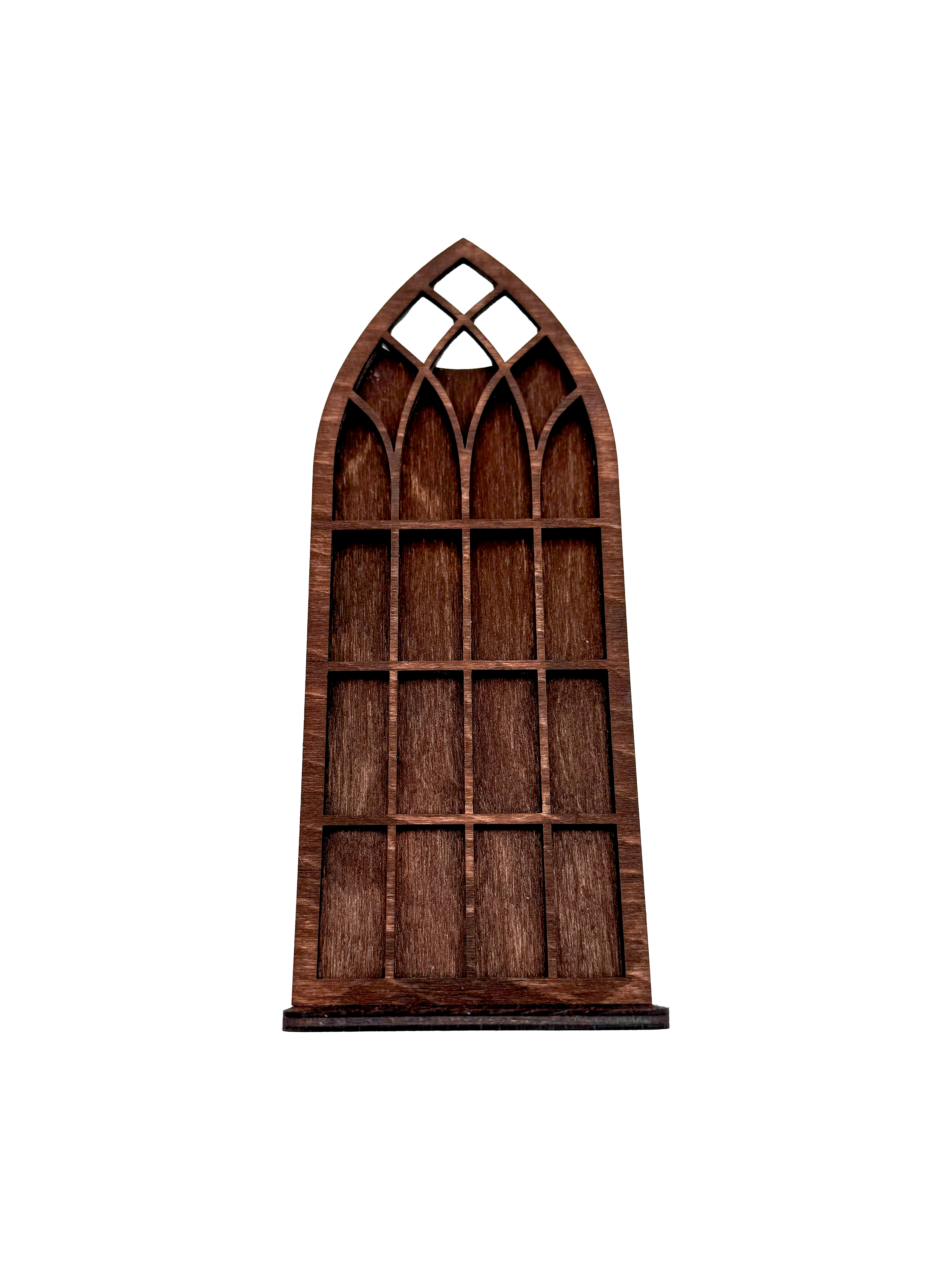 Dřevěné okno mezi knížky