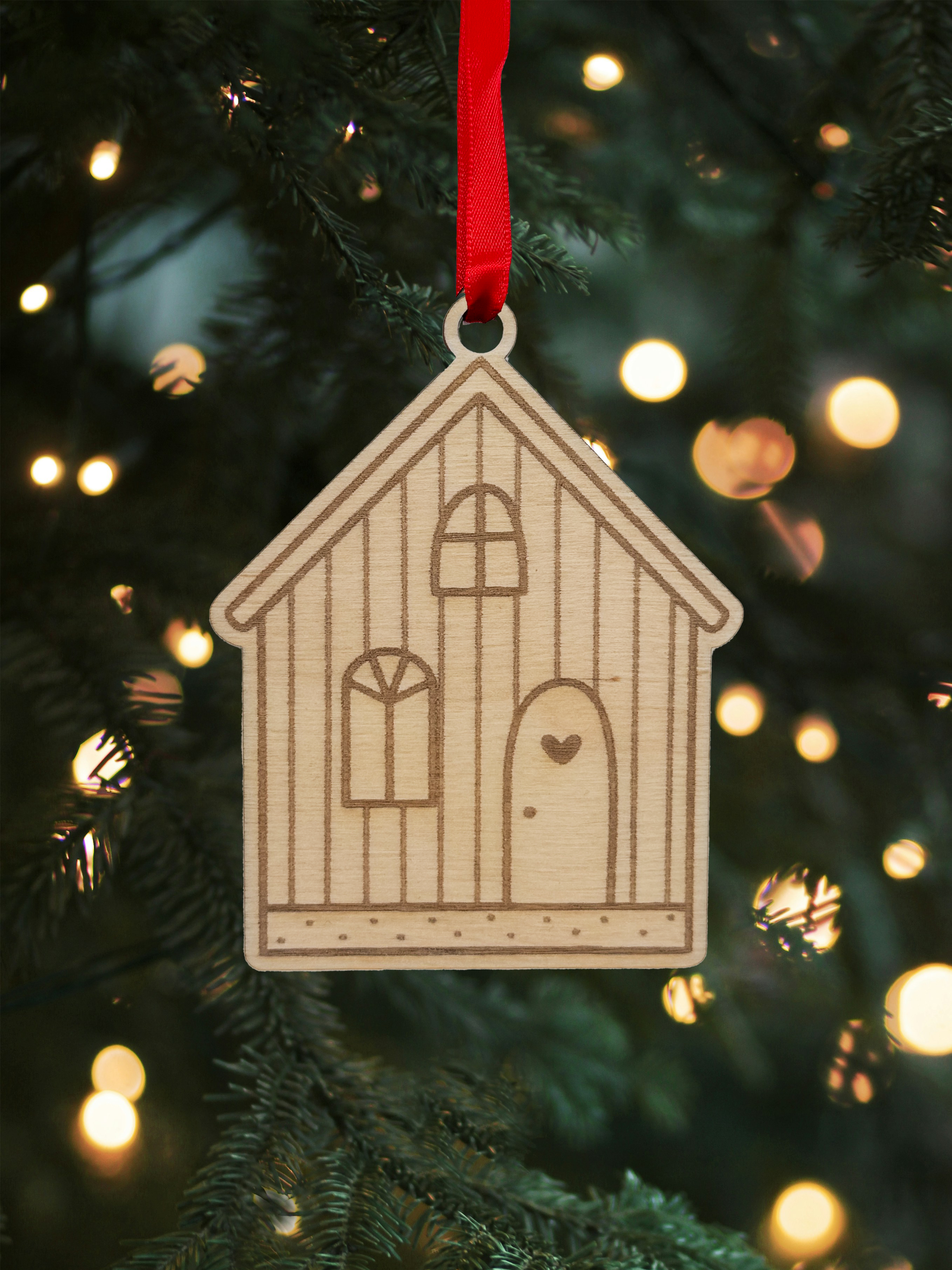 Dřevěná vánoční ozdoba – Domeček 3