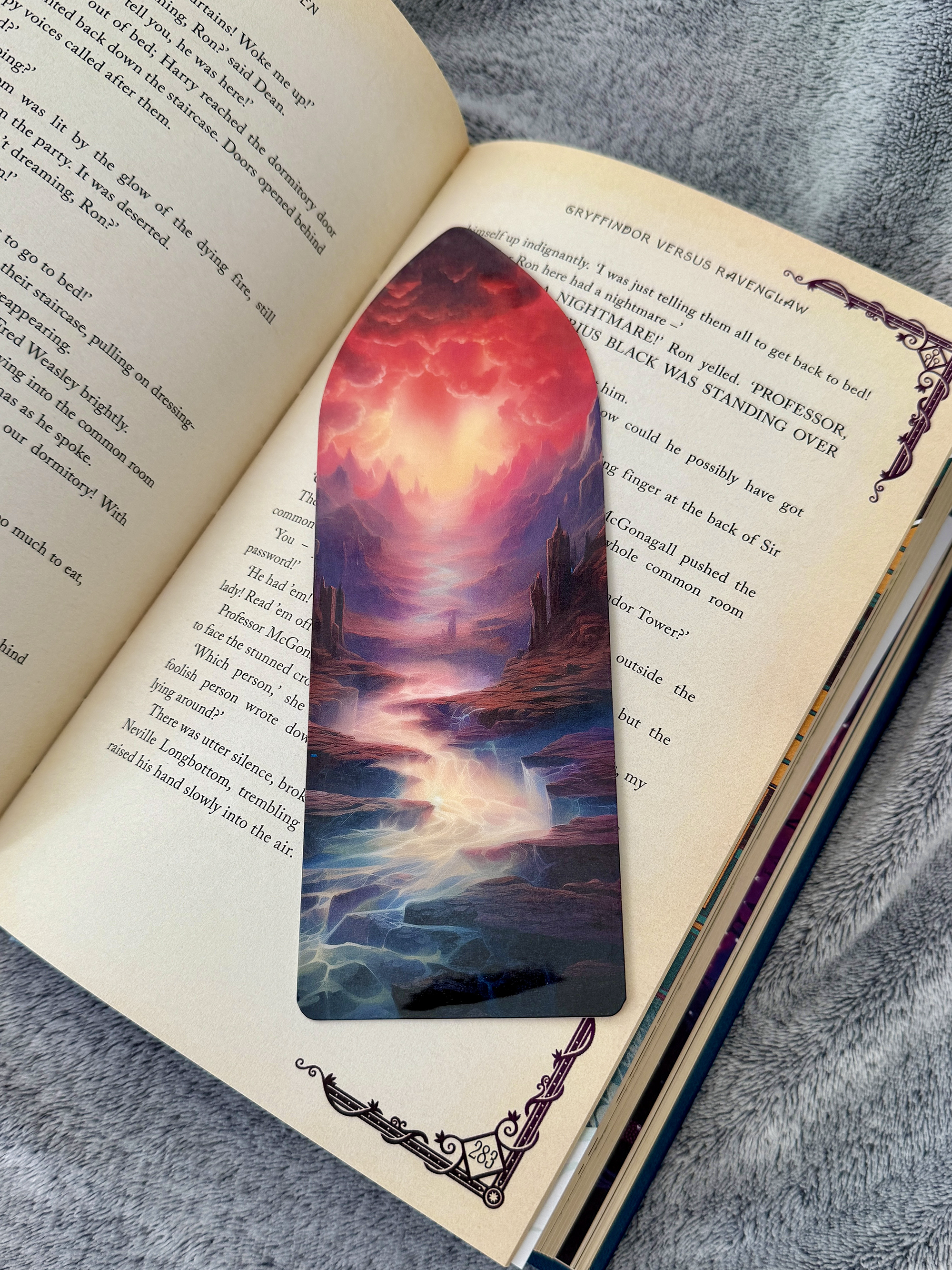 Záložka do knížky – Plamenné údolí